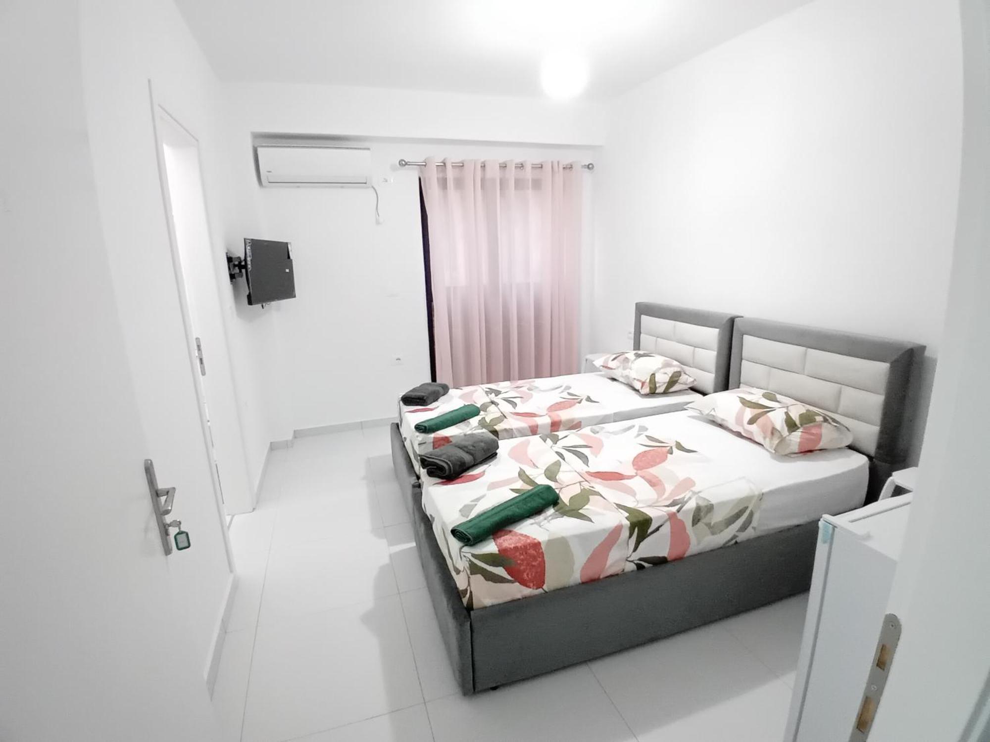 Ida Apartments Саранда Экстерьер фото